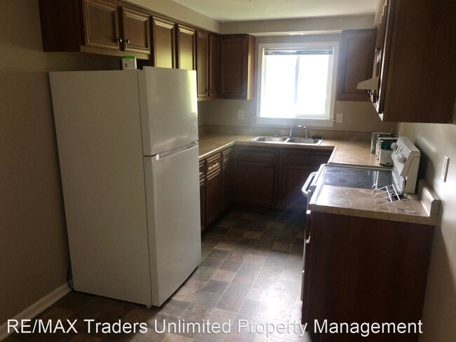 Building Photo - 4 br, 1 bath House - 1901 E Purdue St.