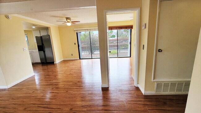 Building Photo - 3155 Ramon Rd