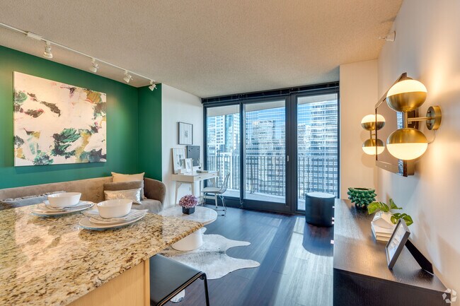 Building Photo - 227 N Columbus Dr