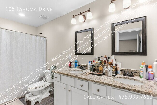 Building Photo - 105 Tahoma Dr