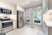 Building Photo - 112 Gretna Green Ct