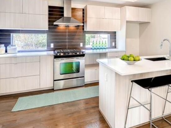 Kitchen - 3215 W 17th Ave