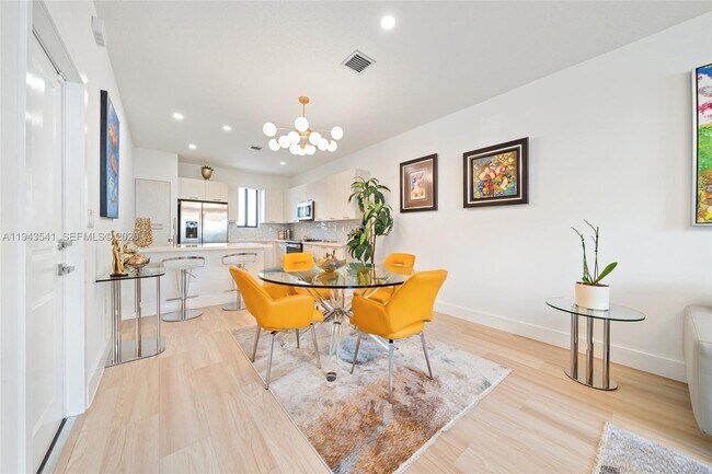 Building Photo - 4648 NW 83rd Ave