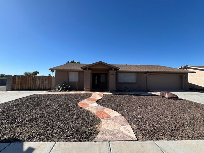 Primary Photo - 4 BEDROOM POOL & SOLAR HOME!