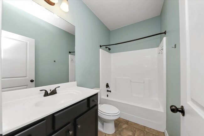 Building Photo - 6059 Cove Park Dr