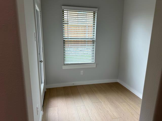 Building Photo - 1606 Dove Dr