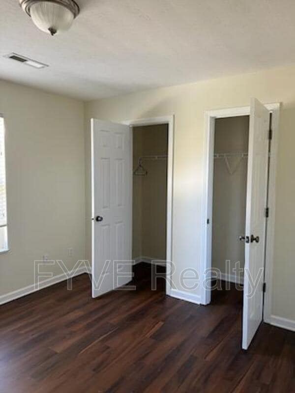 Building Photo - 2426 Middlebrook Ridge Ln