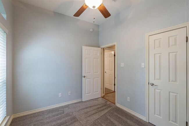 Building Photo - 2604 Bluebonnet Valley Dr