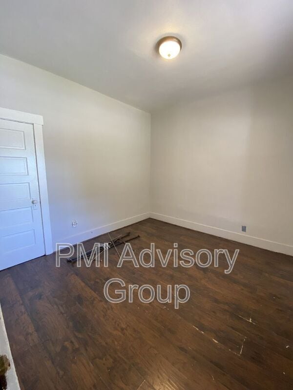 Building Photo - 200 SW 21st St