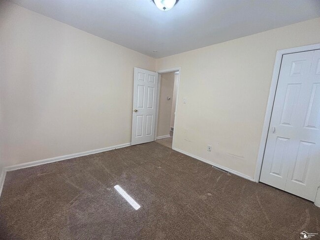 Building Photo - 26138 Yale St