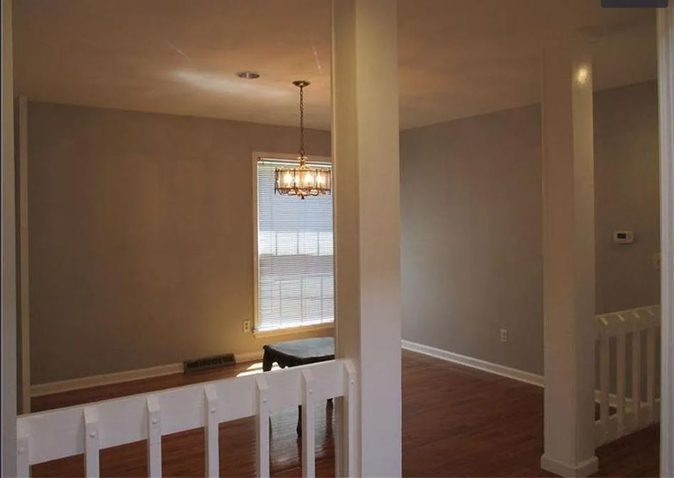 Building Photo - 223 Springhouse Ln