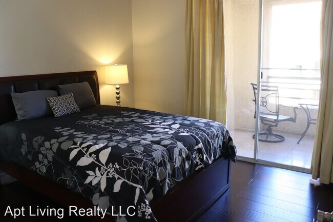 Building Photo - 2 br, 2 bath House - 270 E. Flamingo Rd. 232