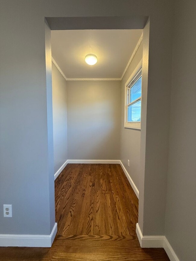 Building Photo - 102 Werner Ave