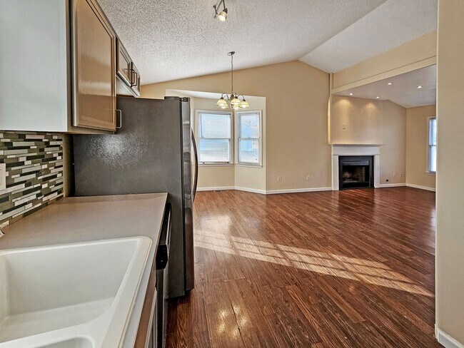 Building Photo - Charming 3 Bed, 2 Bath Home in Douglasvill...