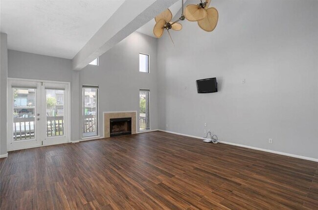 Building Photo - 18104 Starboard Dr