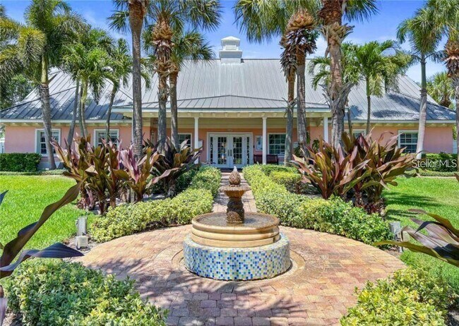 Building Photo - 3873 Pompano Dr SE