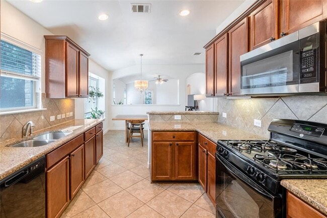 Building Photo - 1310 Sunny Meadows Loop