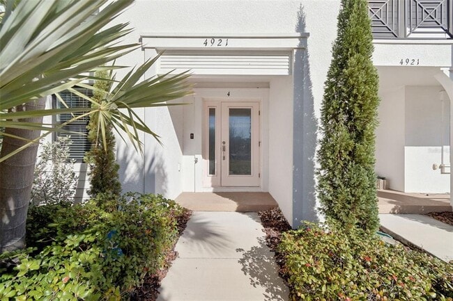 Building Photo - 4921 W Paul Ave