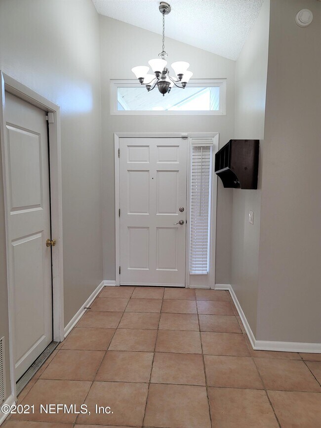 Building Photo - 8379 Chason Rd W