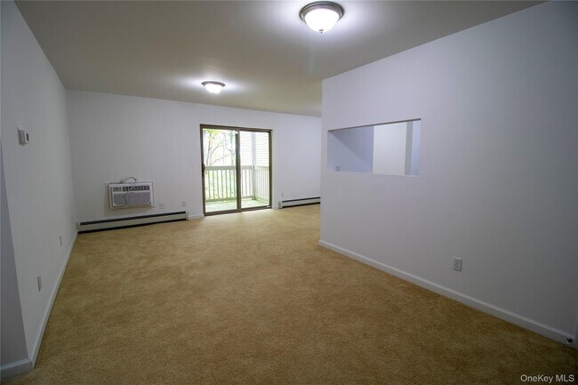 Building Photo - 358 Concord Ln