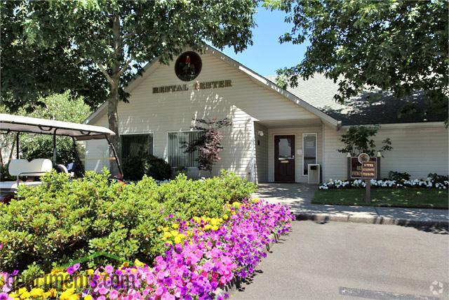 Primary Photo - Saddle Club Apartments