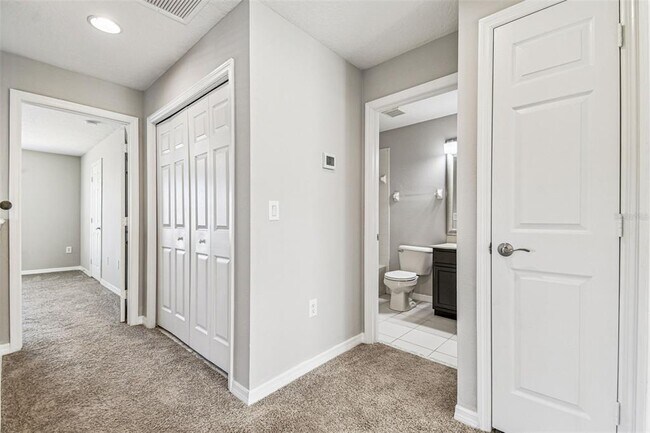 Building Photo - 11651 Declaration Dr