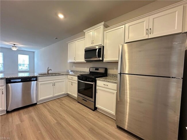 Building Photo - 1521 Auckland Ct