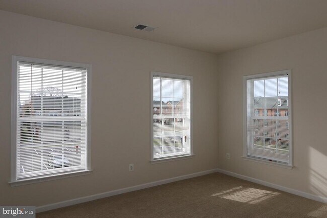 Building Photo - 3562 Worthington Blvd