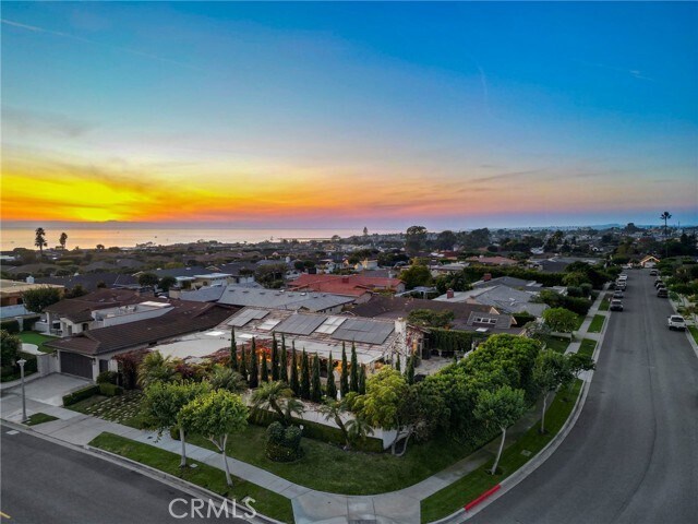 Building Photo - 4621 Wayne Rd