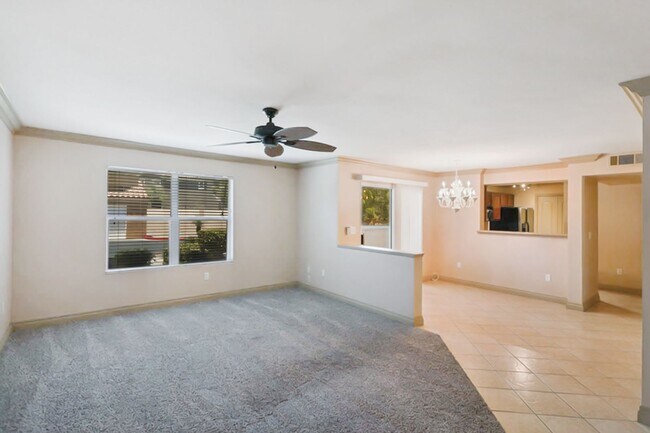 Building Photo - 2 Bed, 2 Bath 1st Floor Condo In West Las ...