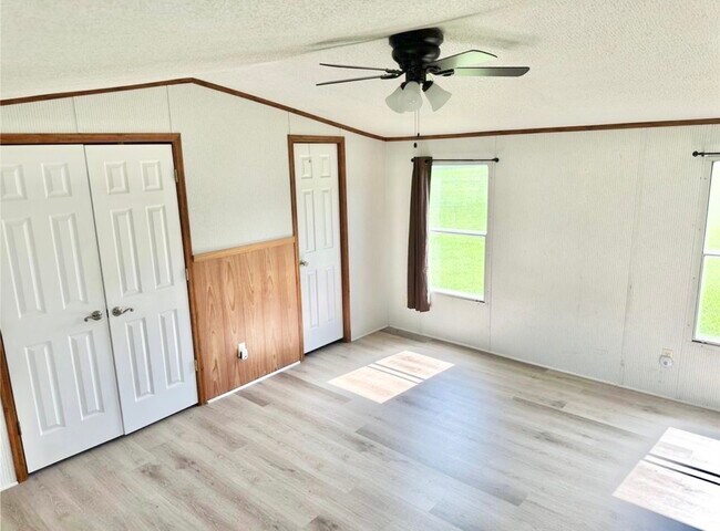 Building Photo - 15607 Atwood Ln