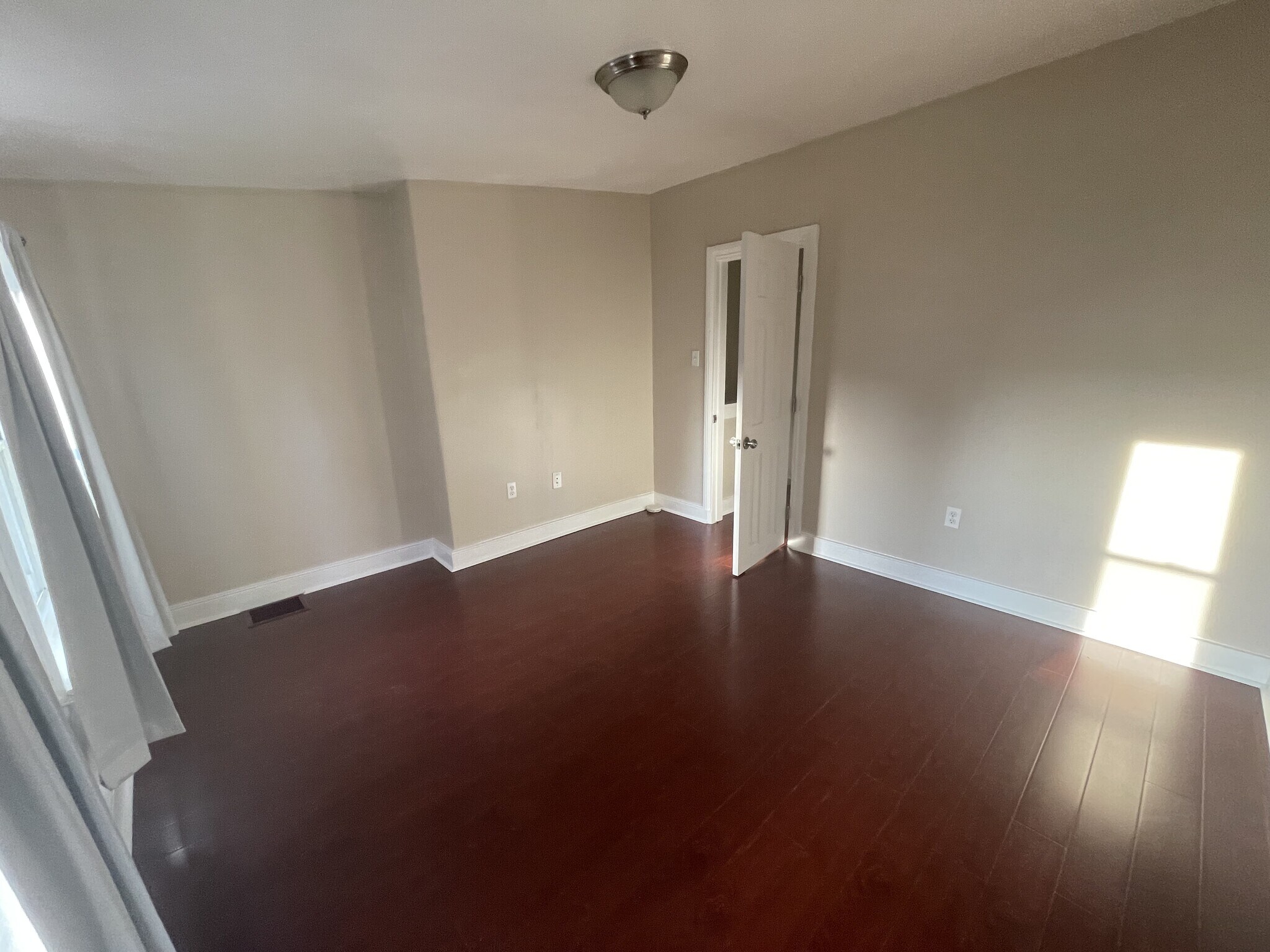 3rd floor Room 2 - 1317 S Howard St