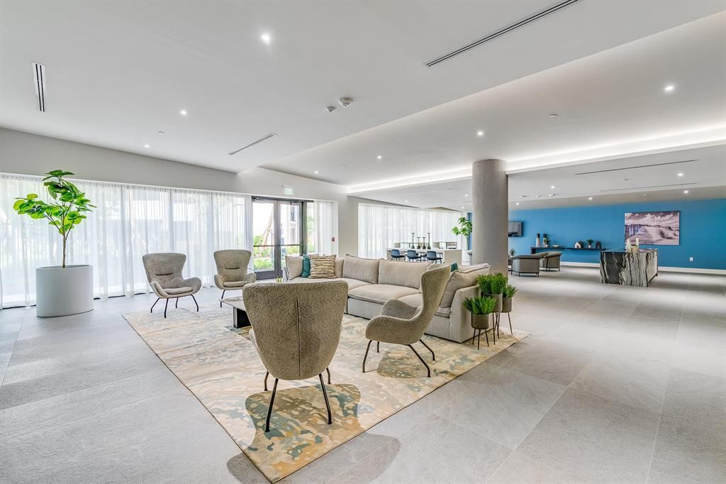 Building Photo - 5961 SW 68th St