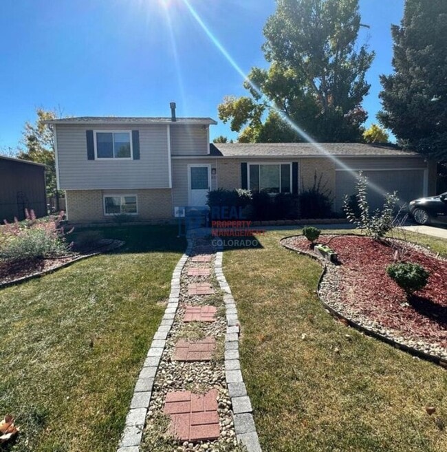 Building Photo - 831 Winchester Dr