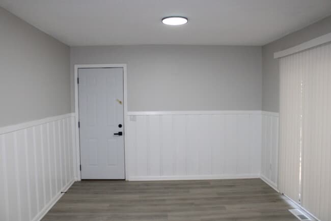 Building Photo - Move in Special - Spacious 5 Bedroom and 2...