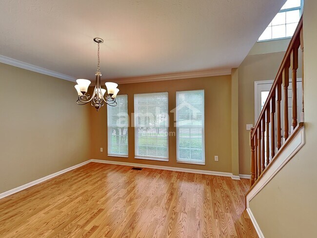 Building Photo - 6607 Thistle Grove