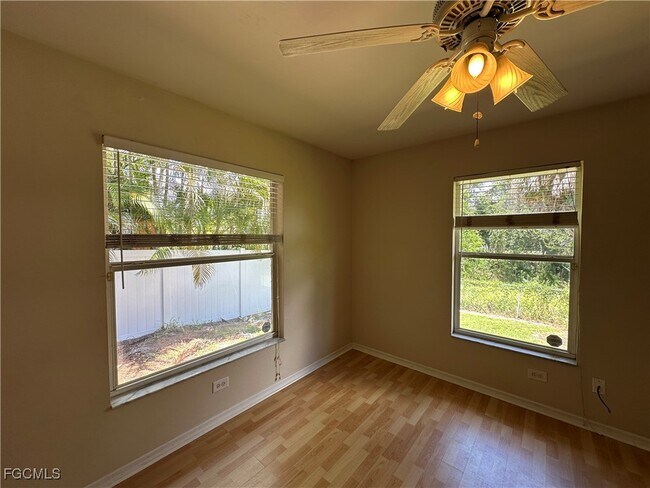 Building Photo - 8347 Caloosa Rd