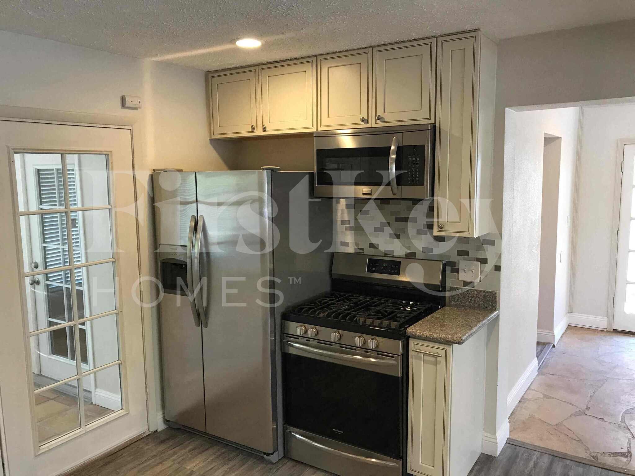 Building Photo - 7427 E McKinley St