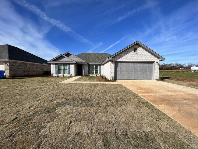 Primary Photo - 211 Dawsons Ml Wy