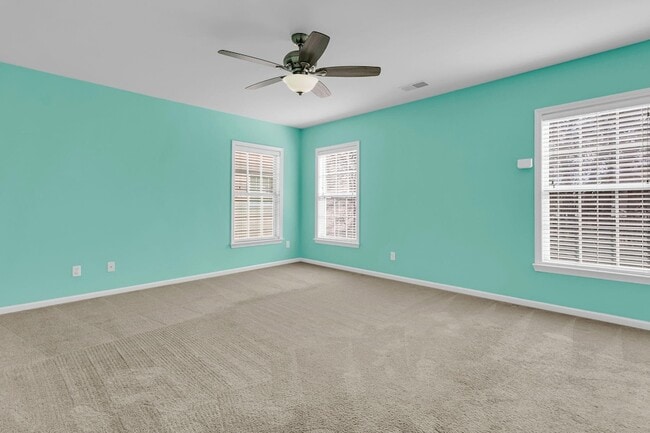 Building Photo - 7478 Hawks Cir