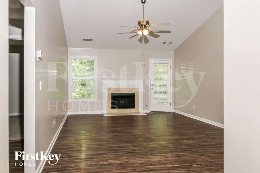 Building Photo - 24 Brookridge Ct