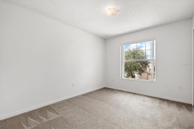 Building Photo - 521 Bromley Ct