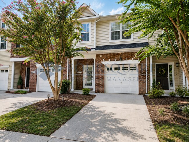 Building Photo - Lovely 3-Bedroom Townhome with Fireplace, Back Patio  & Community Amenities Included! Convenient ...
