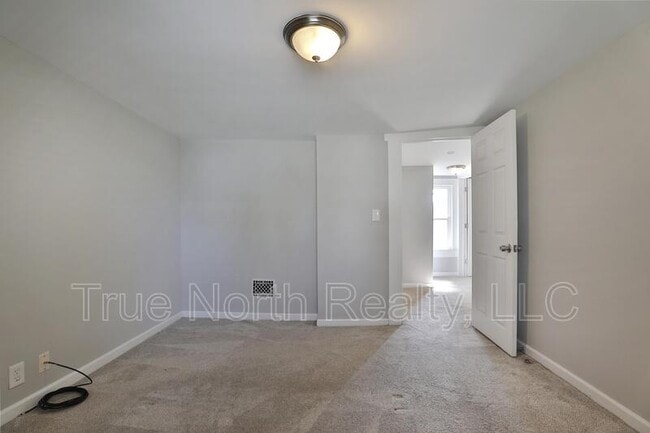 Building Photo - 1416 S Ohio Ave