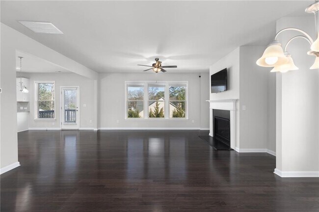 Building Photo - 4411 Claiborne Ct