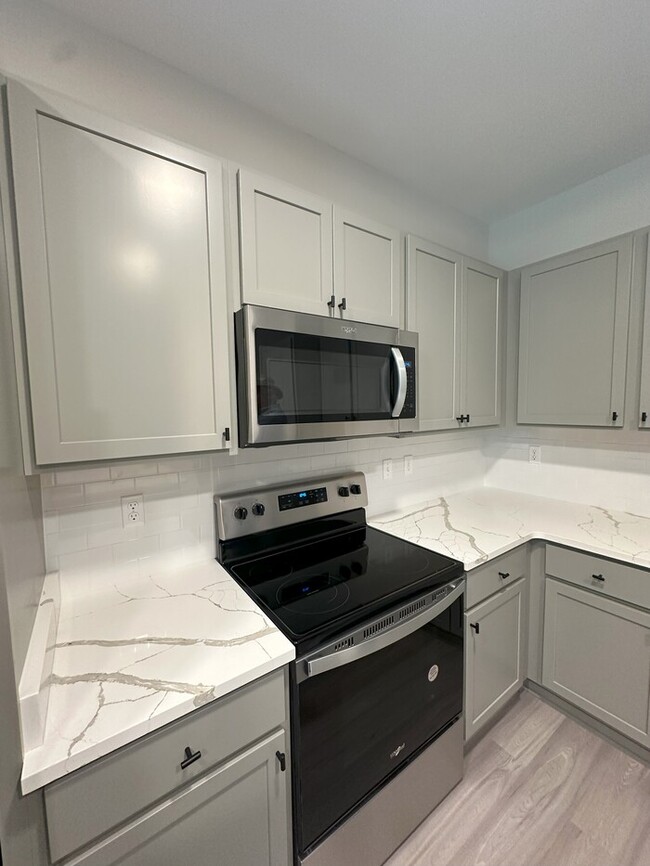 Building Photo - Affordable Luxury Townhome Rental New Cons...