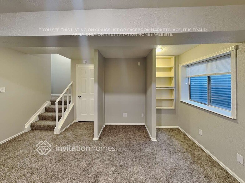 Building Photo - 11001 Benton St