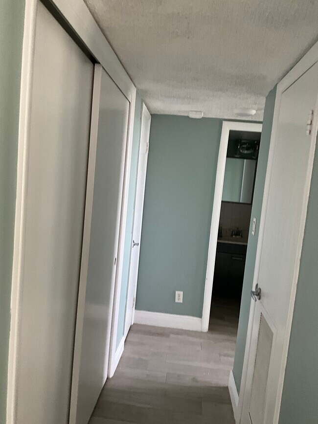 Building Photo - 2020 N Atlantic Ave