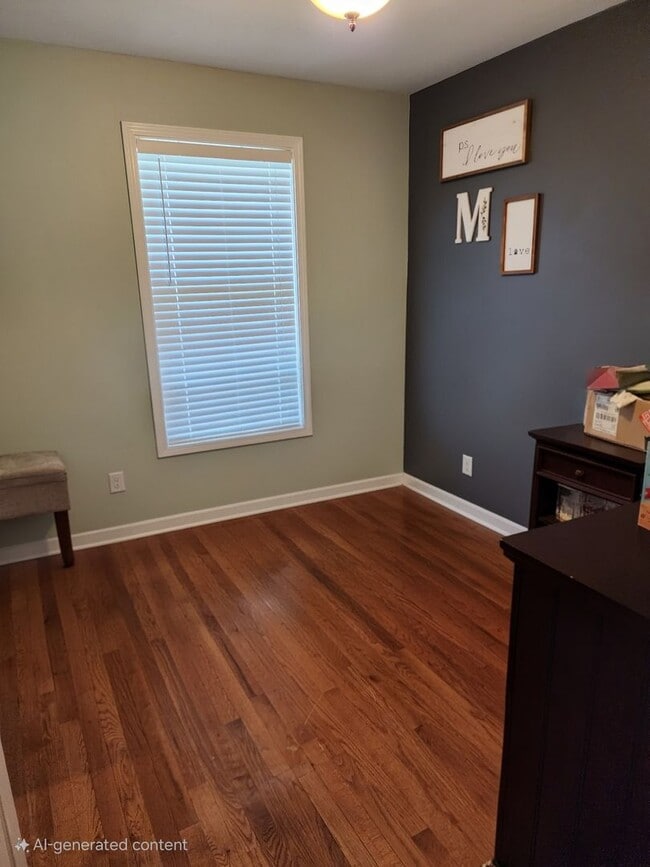 Building Photo - 3 bedrooms, 3 bath, 3 car garage