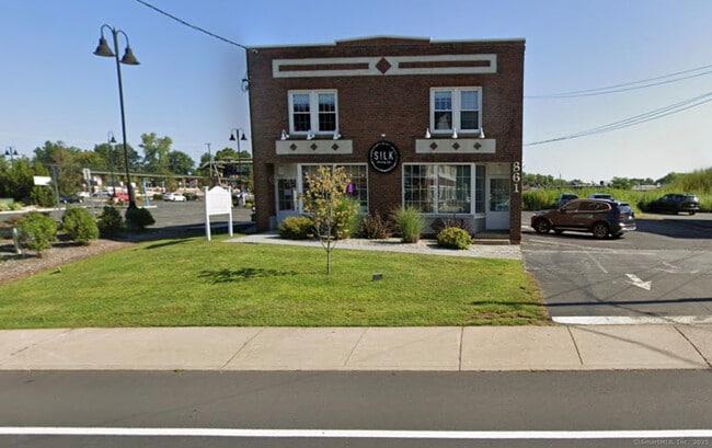Building Photo - 861 Farmington Ave